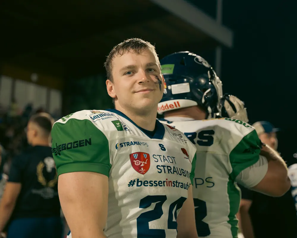 Footballspieler der Straubing Spiders nach dem Spiel